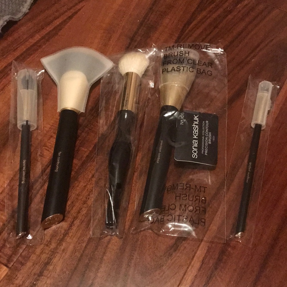 Sonia Kashuk- 5 Makeup Brushes